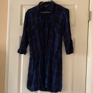 Black and blue flannel plaid tunic with pockets